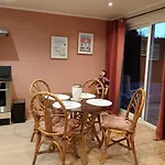 Le Clos Des Papillons * Carly