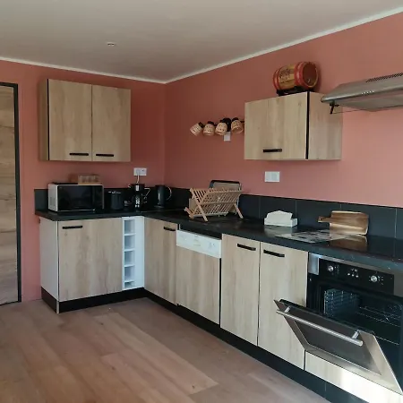 Le Clos Des Papillons * Carly