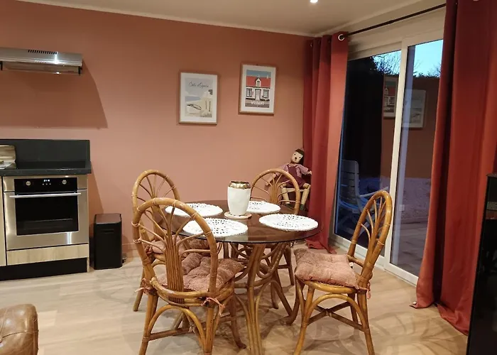 Le Clos Des Papillons * Carly